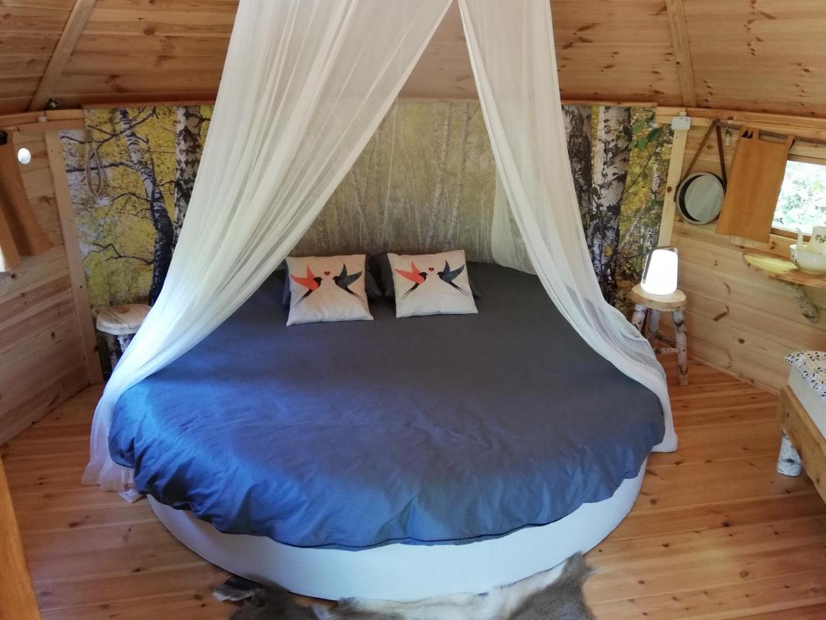 Ma Cabane En Aveyron Conques-en-Rouergue 外观 照片