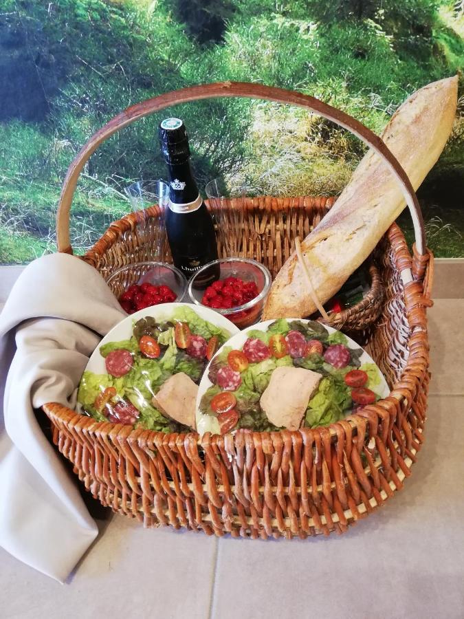Ma Cabane En Aveyron Conques-en-Rouergue 外观 照片